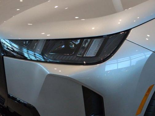 2026 BMW iX xDrive45