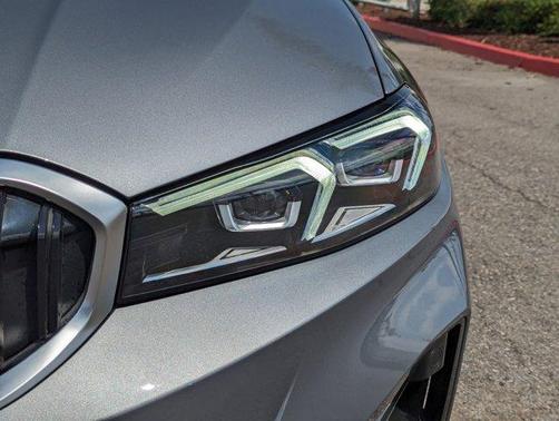 2025 BMW 330 i