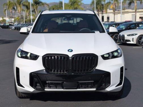 Alpine White 2026 BMW X5 PHEV xDrive50e