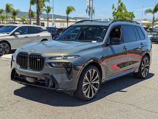 2026 BMW X7 M60i