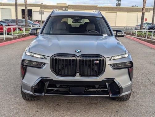 2026 BMW X7 M60i