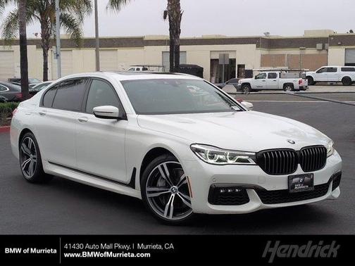 Alpine White 2019 BMW 750 i