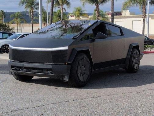 2024 Tesla Cybertruck Base