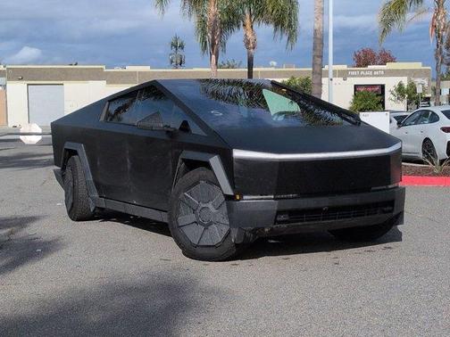 2024 Tesla Cybertruck Base