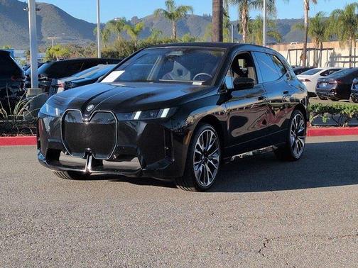 2026 BMW iX xDrive60