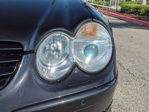 2003 Mercedes-Benz SL-Class Base