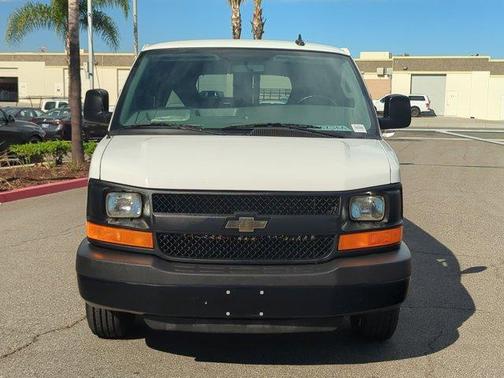 2016 Chevrolet Express 2500 LS