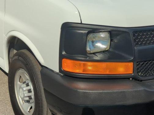 2016 Chevrolet Express 2500 LS