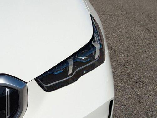 2025 BMW i5 eDrive40