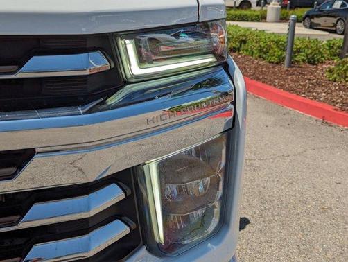 2022 Chevrolet Silverado 2500 High Country
