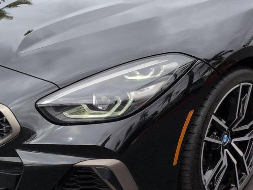 Black Sapphire Metallic 2020 BMW Z4 M40i