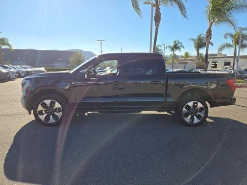 2025 Ford F-150 Lightning Platinum