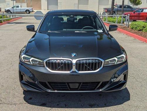 2025 BMW 330 i