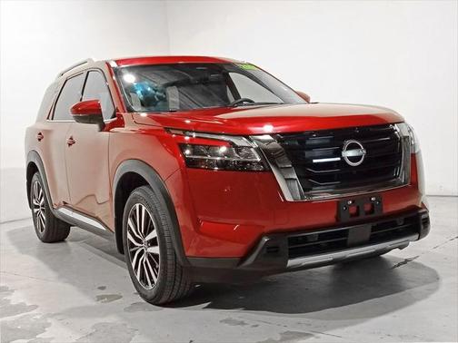 2024 Nissan Pathfinder Platinum 4WD