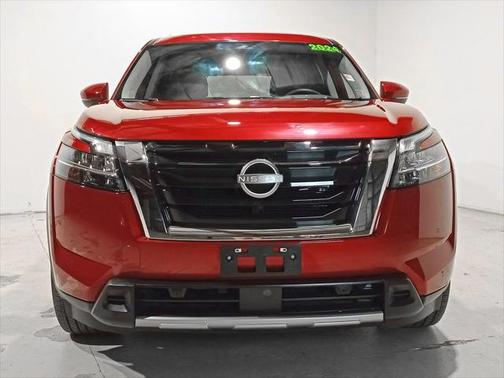 2024 Nissan Pathfinder Platinum 4WD