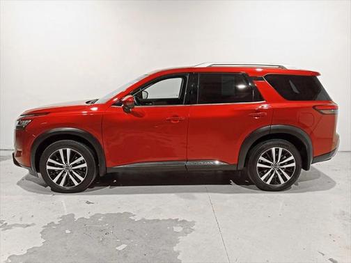 2024 Nissan Pathfinder Platinum 4WD