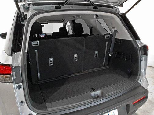 2025 Nissan Pathfinder S 4WD