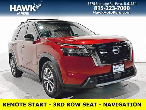 2022 Nissan Pathfinder SL 4WD