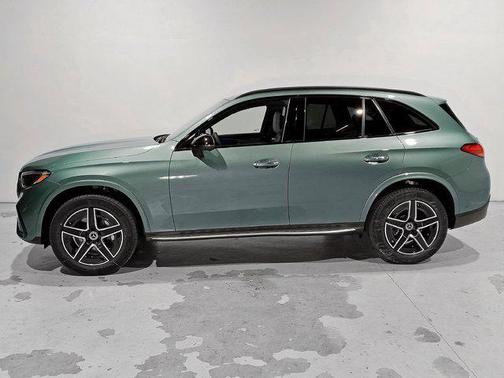 2025 Mercedes-Benz GLC 300 4MATIC