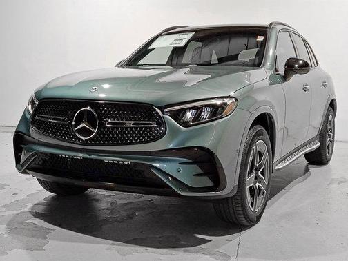 2025 Mercedes-Benz GLC 300 4MATIC