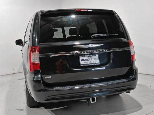 2013 Chrysler Town & Country Touring