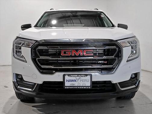 2023 GMC Terrain AWD AT4