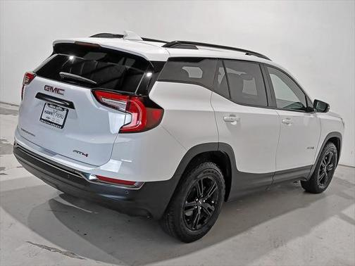 2023 GMC Terrain AWD AT4