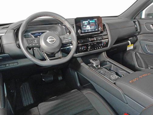 2025 Nissan Pathfinder Rock Creek 4WD
