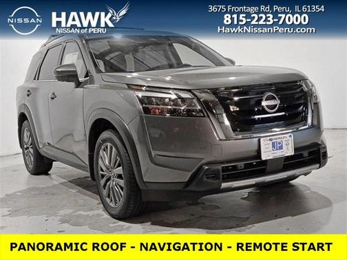 2025 Nissan Pathfinder SL 4WD