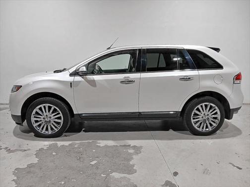 2014 Lincoln MKX Base