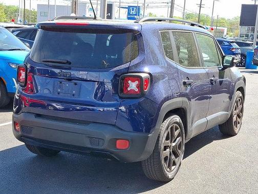 2017 Jeep Renegade Altitude
