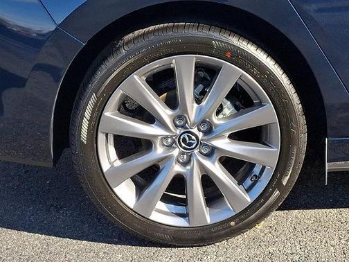 2026 Mazda Mazda3 FWD w/Preferred Package