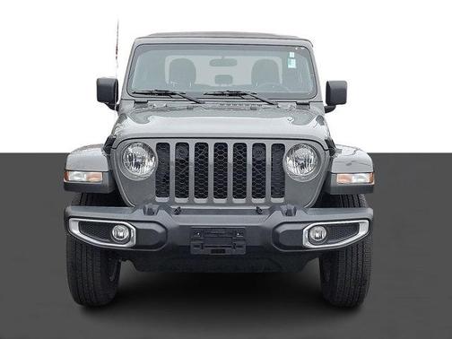 2022 Jeep Gladiator Sport S