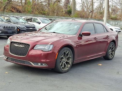 2019 Chrysler 300 S