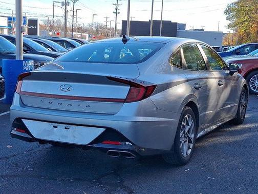 2021 Hyundai SONATA SEL