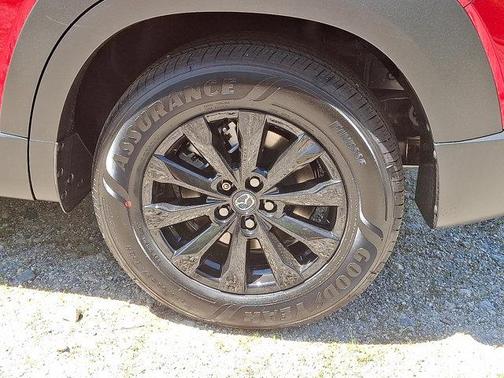 2025 Mazda CX-50 2.5 S Preferred Package