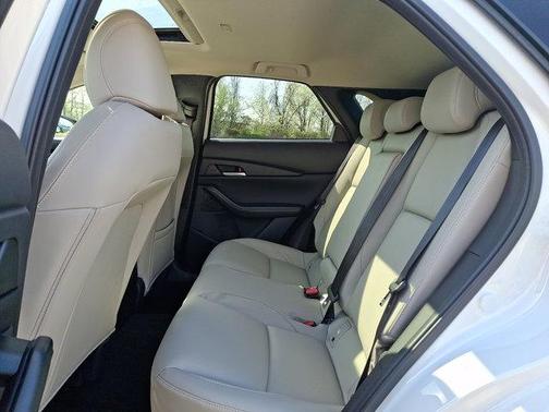 Snowflake White Pearl Mica 2026 Mazda CX-30 2.5 S Preferred Package