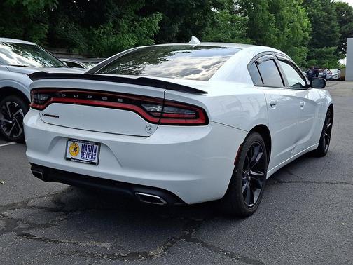 White Knuckle Clearcoat 2017 Dodge Charger SXT