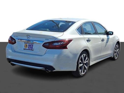 2017 Nissan Altima 2.5 SR