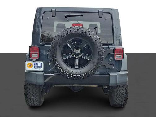 2017 Jeep Wrangler Unlimited Smoky Mountain 4x4