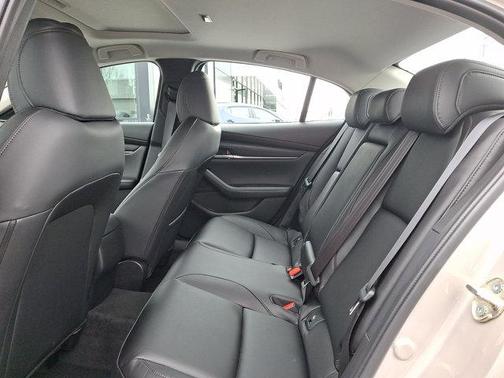 2026 Mazda Mazda3 FWD w/Preferred Package