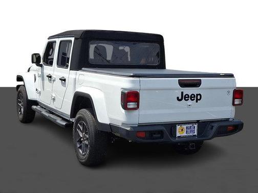 2024 Jeep Gladiator Sport S