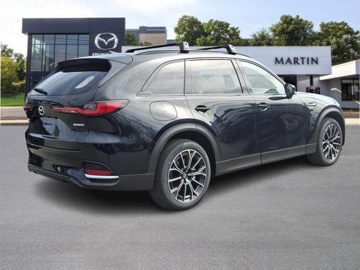 2025 Mazda CX-70 PHEV Premium Plus Package