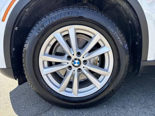Alpine White 2015 BMW X5 sDrive35i
