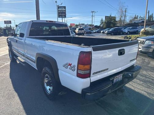 2001 Chevrolet Silverado 2500 LS H/D Extended Cab