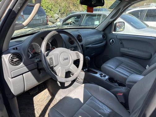 2005 Jeep Liberty Renegade