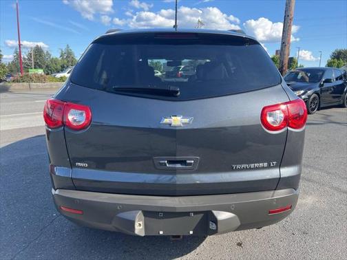 2011 Chevrolet Traverse 2LT