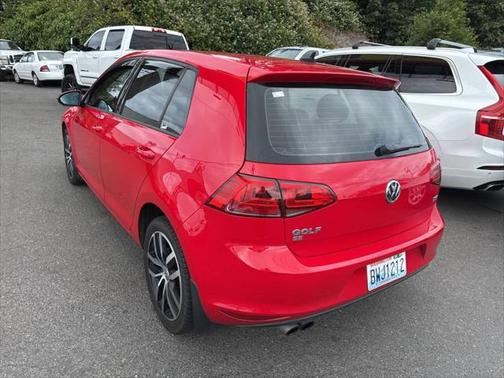 2016 Volkswagen Golf TSI SE 4-Door
