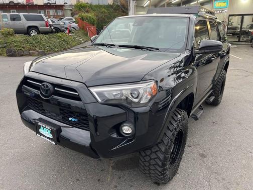 2021 Toyota 4Runner SR5
