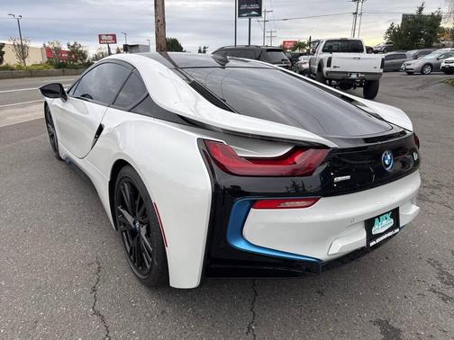 2015 BMW i8 Base AWD 2dr Coupe